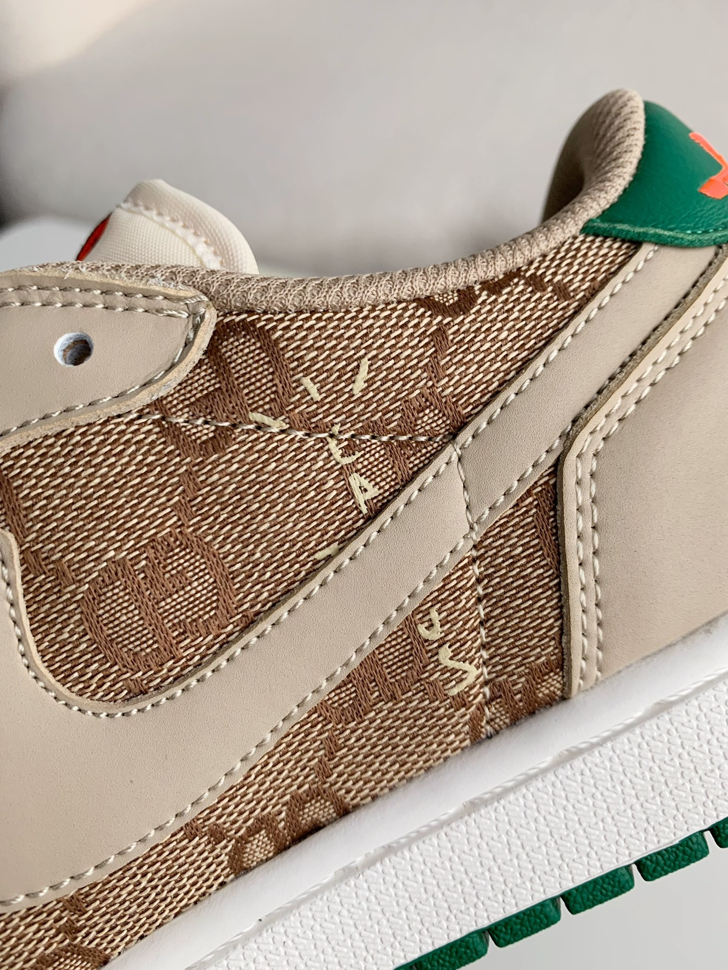 Gucci x Nike Dunk Low Sneaker